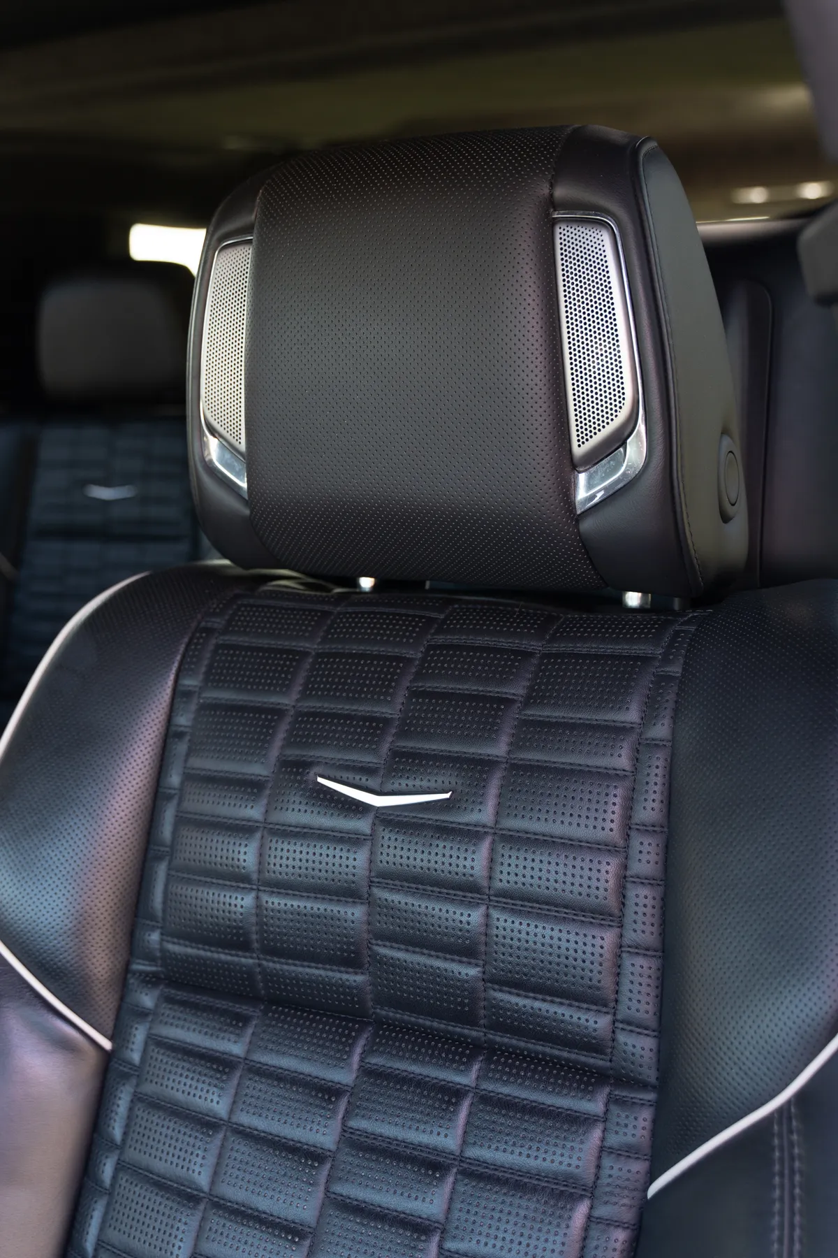 Cadillac Escalade ESV thumbnail 8